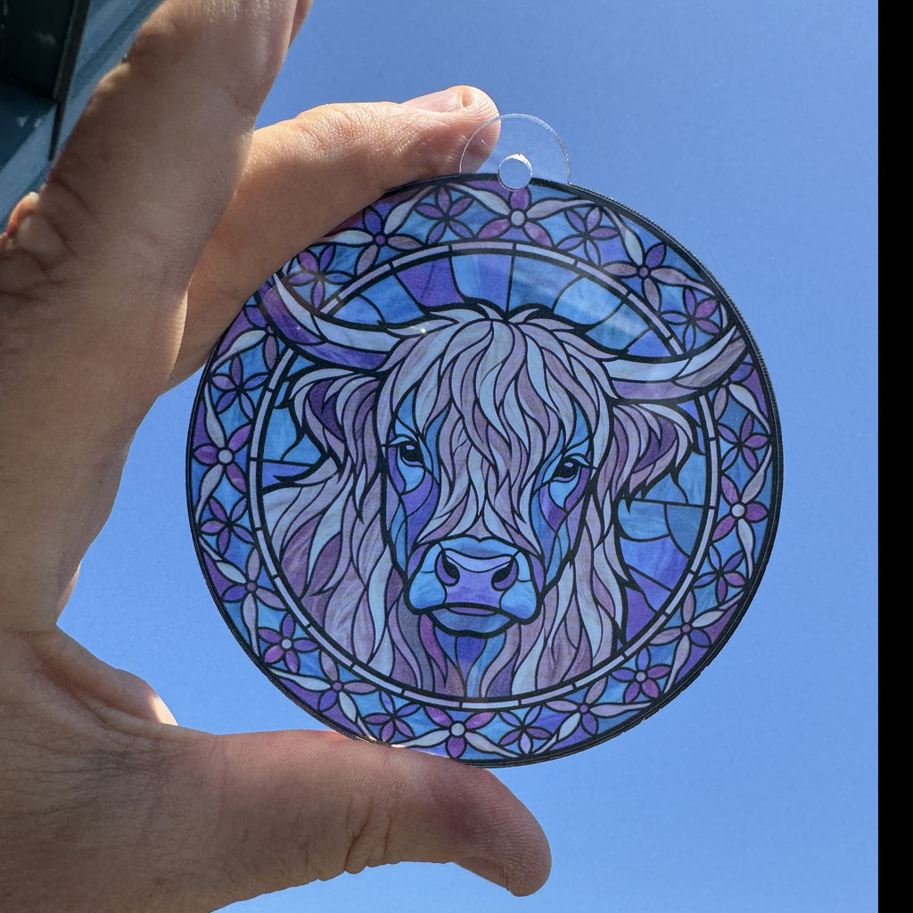 Highland Cow suncatcher close up detail