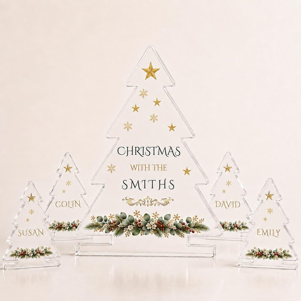 Christmas tree place names styled on the Christmas table